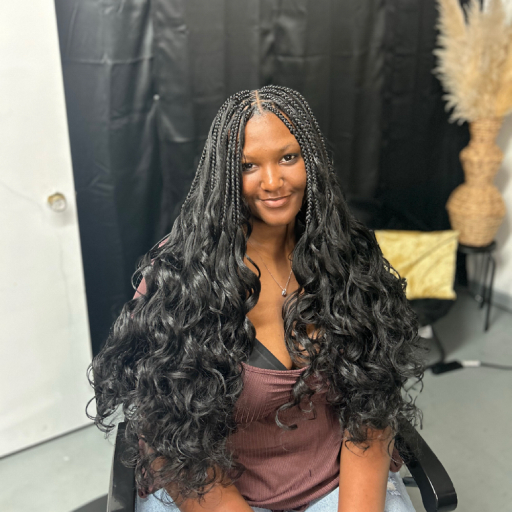 Med French Curl Knotless at Imperialdesignzbyzan in Jacksonville, AR