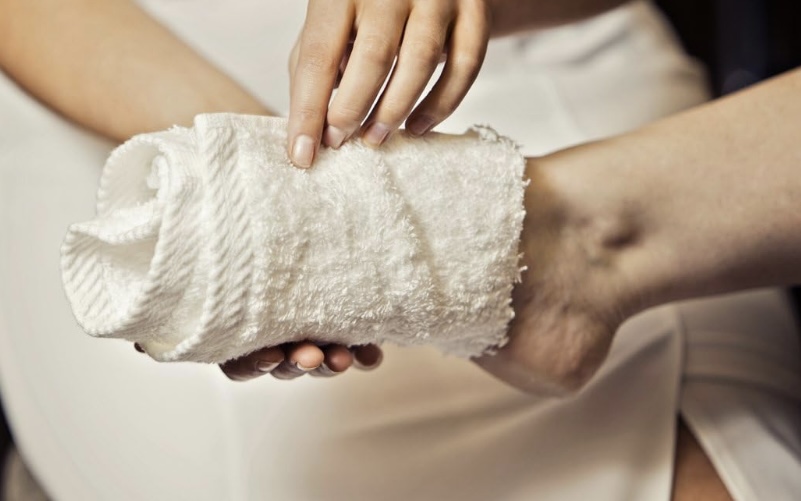 Hot Towel Foot Treatment