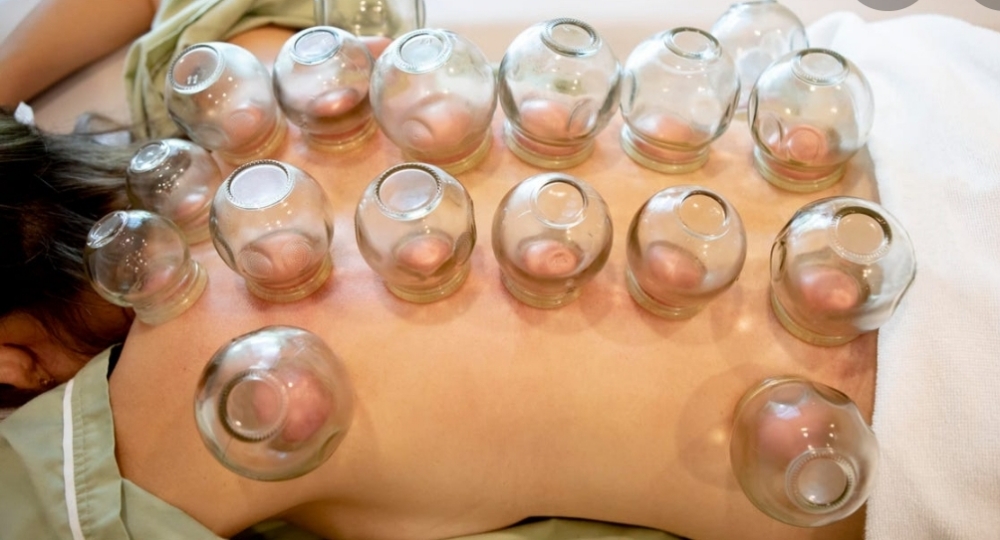 Cupping w/ Hotstone