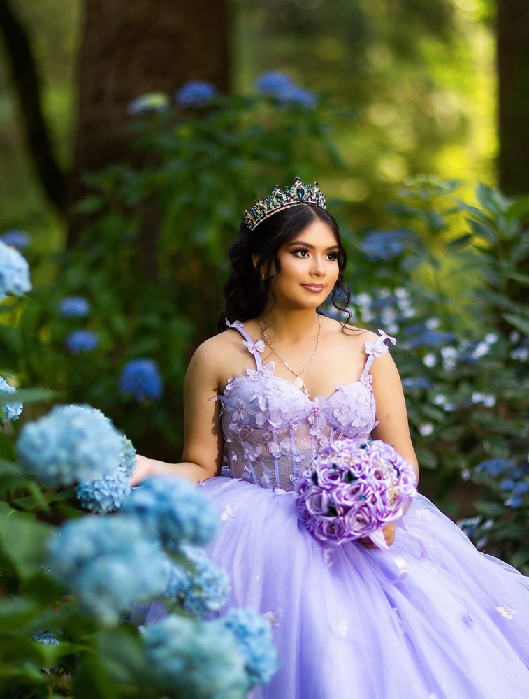 QUINCEAÑERA ROYALTY (only Session)