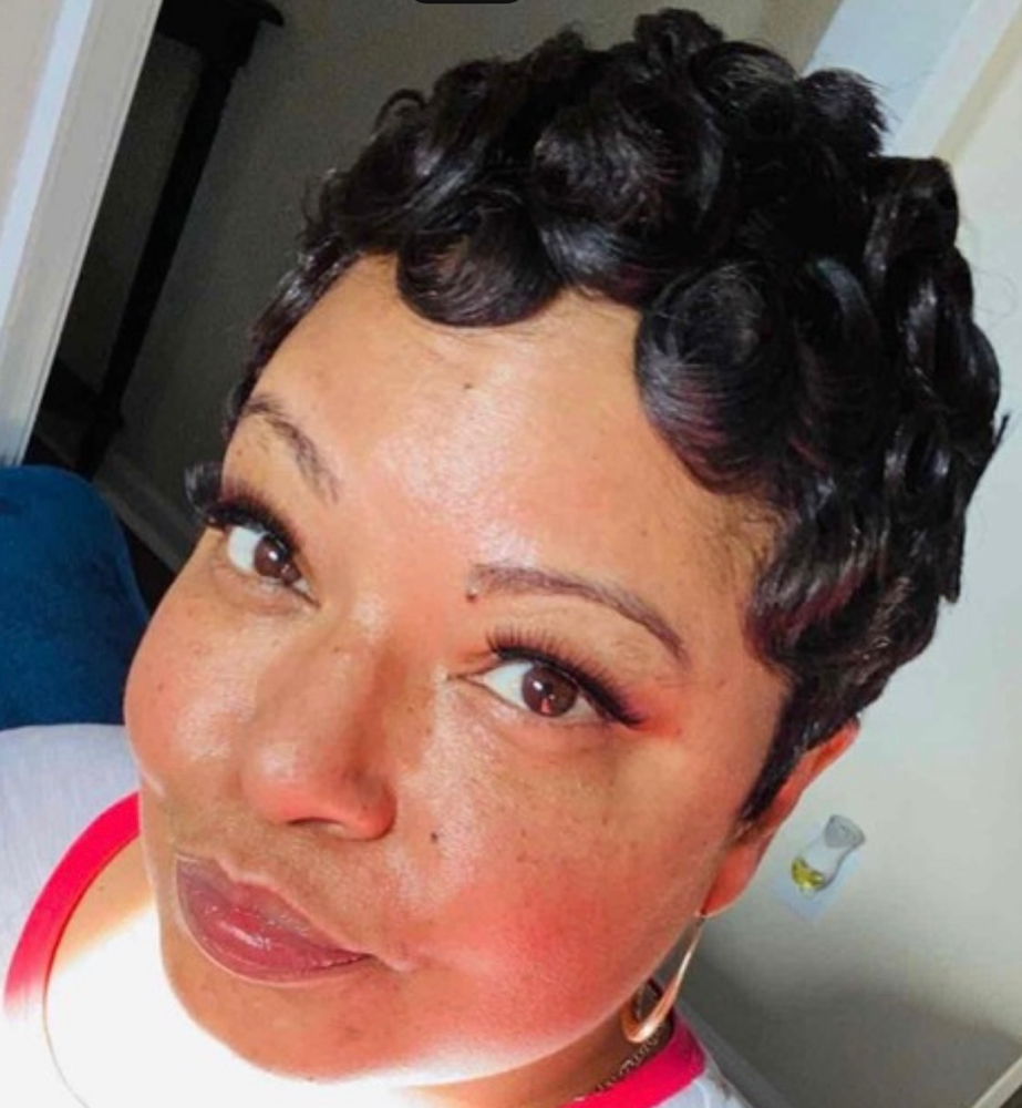 Relaxer / Haircut / Style