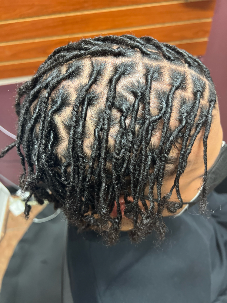 Loc'd and Lovin' It!: Spiral Clarification…..and As the Pipe Cleaner Set  Falls..