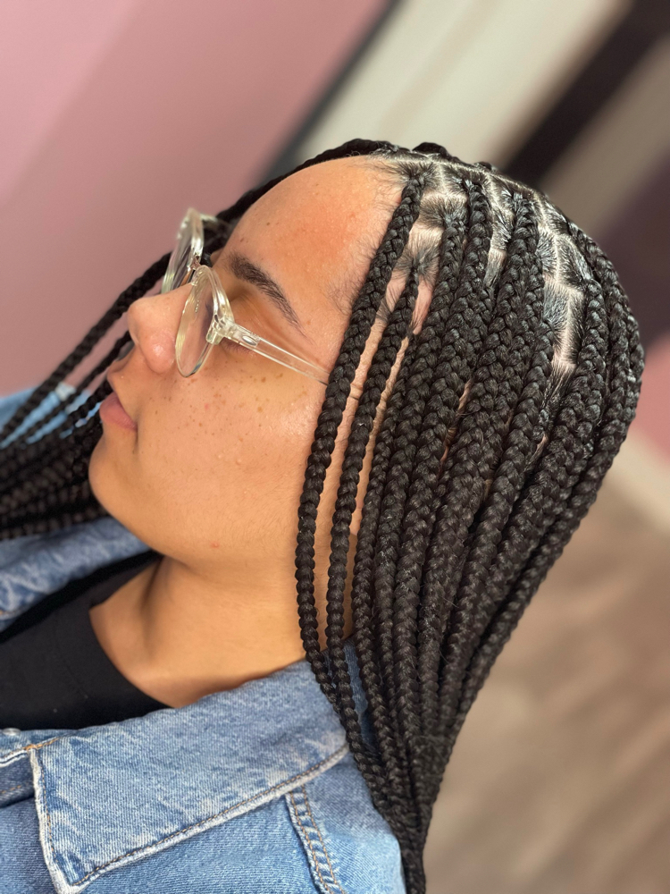 Medium Knotless Braids