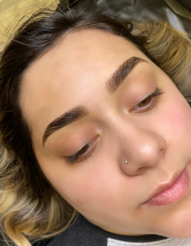 Brow Sculpting (Lamination & Tint)