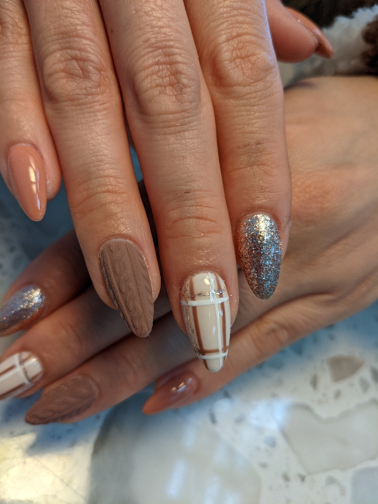Builder Gel Fill With Design