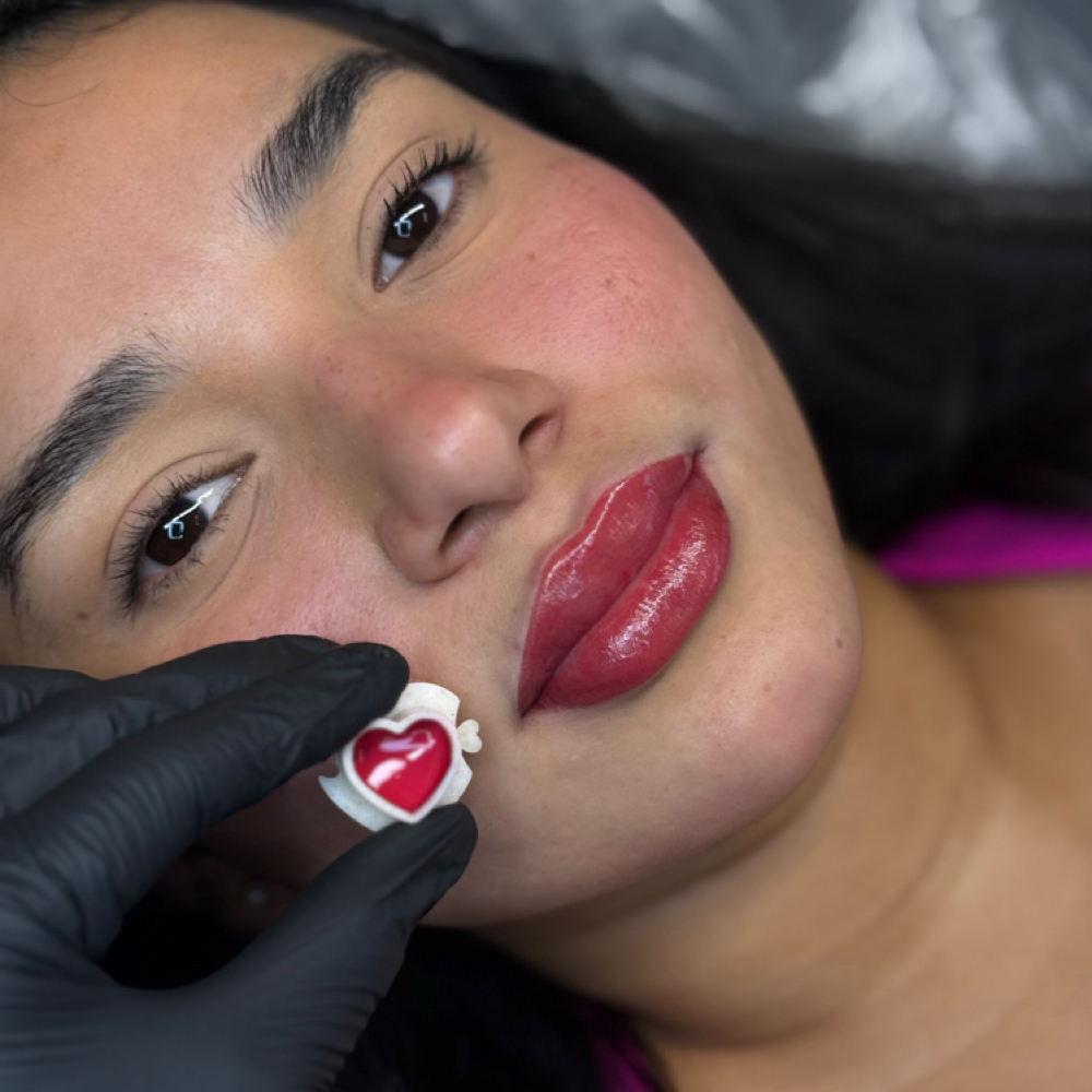 Lip Color Touchup at Lux|A Beauty&Cosmetics in San Antonio, TX