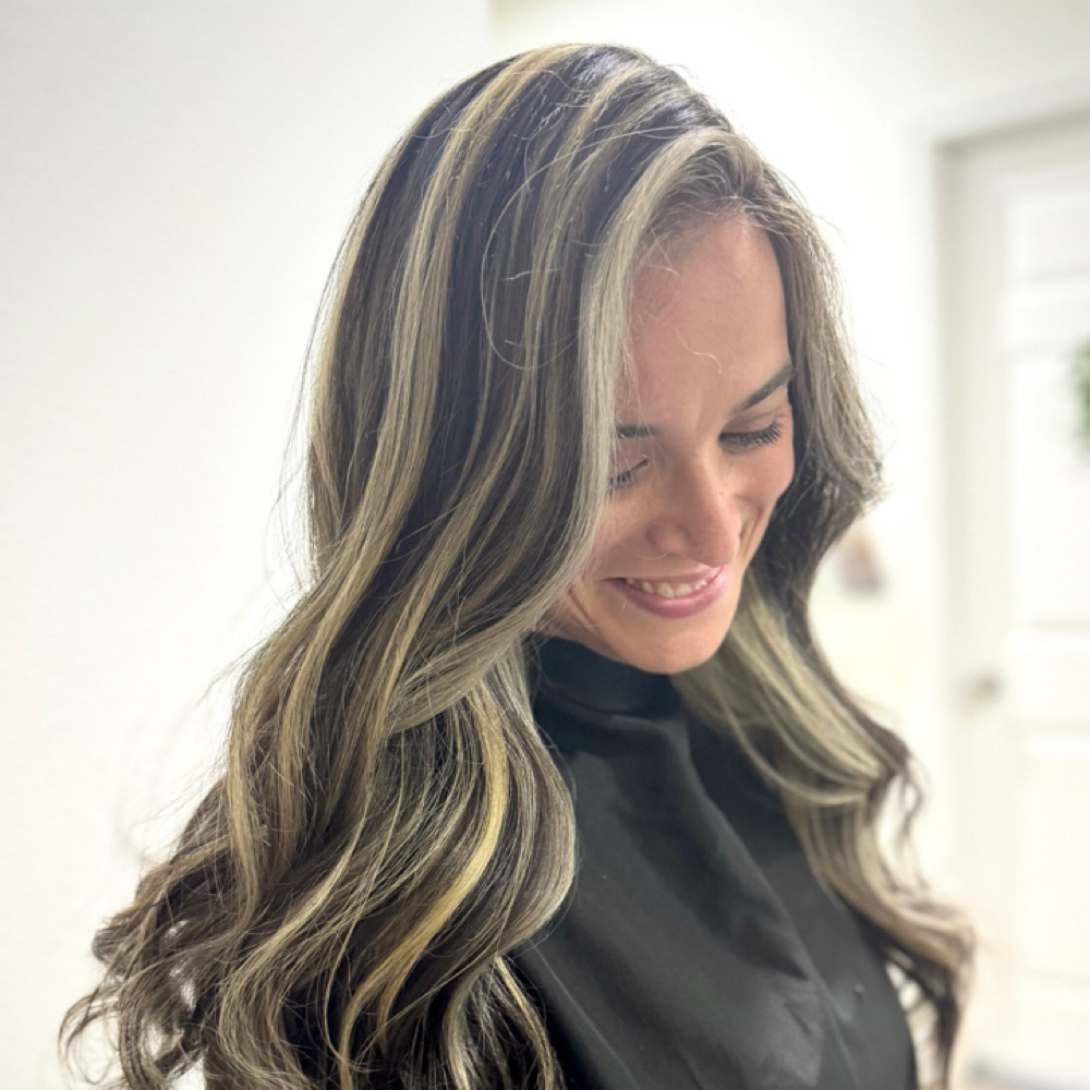 Customized Highlight Placement at Beauty Works by Lizzy in Lutz, FL