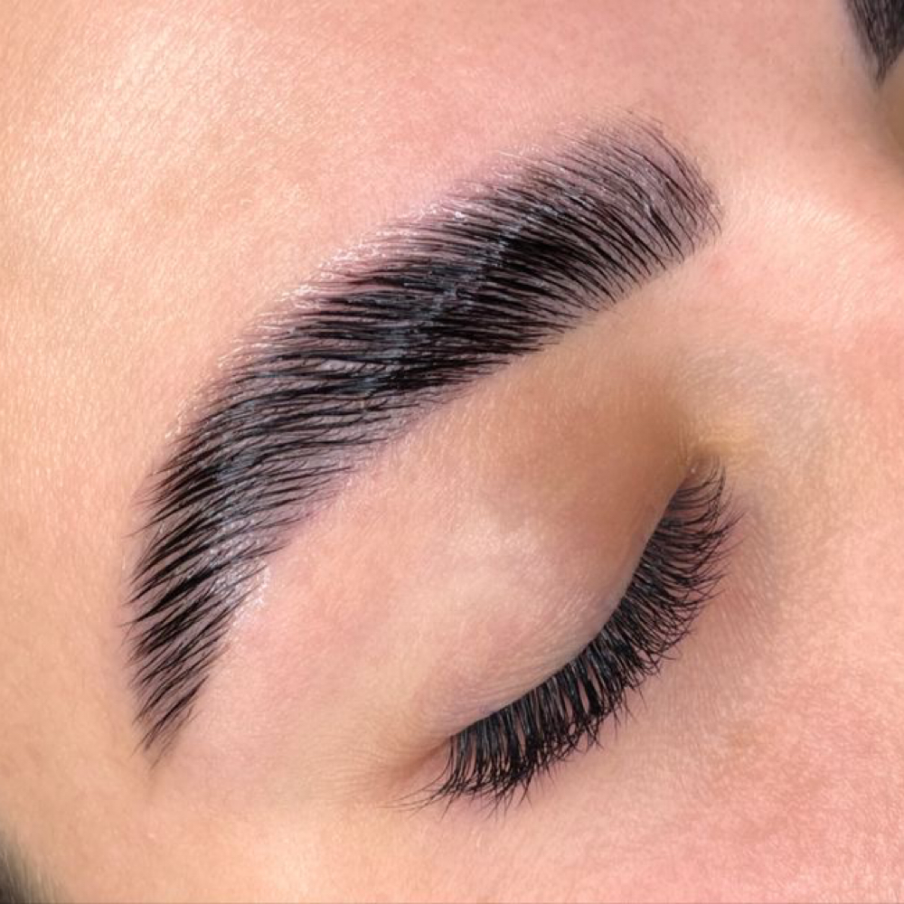 Eyebrow lamination