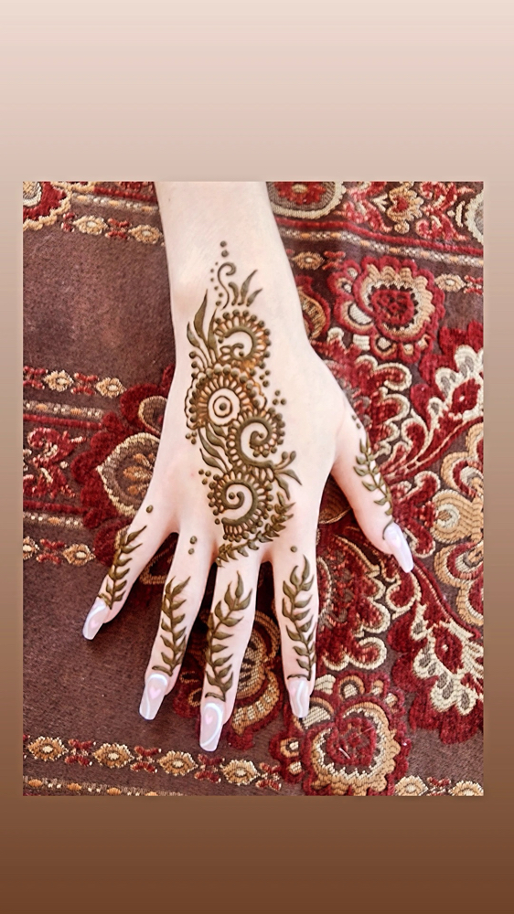 Medium Henna Designs at Departure Henna in Kalispell, MT