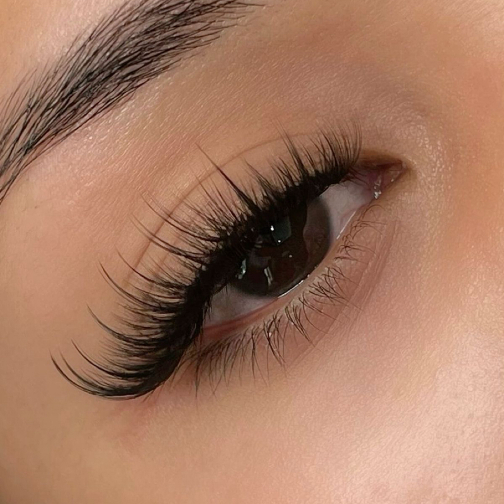 Wispy Lash Full Set