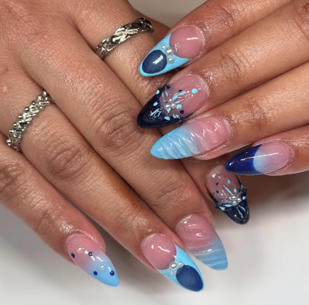 Medium Acrylic set at NailsxByMeli in Patchogue, NY