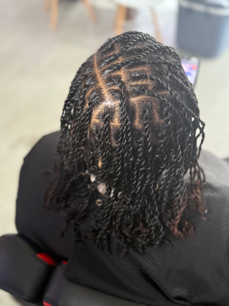 Microloc Retwist at Last Minute Beauty Salon in Beckley, WV