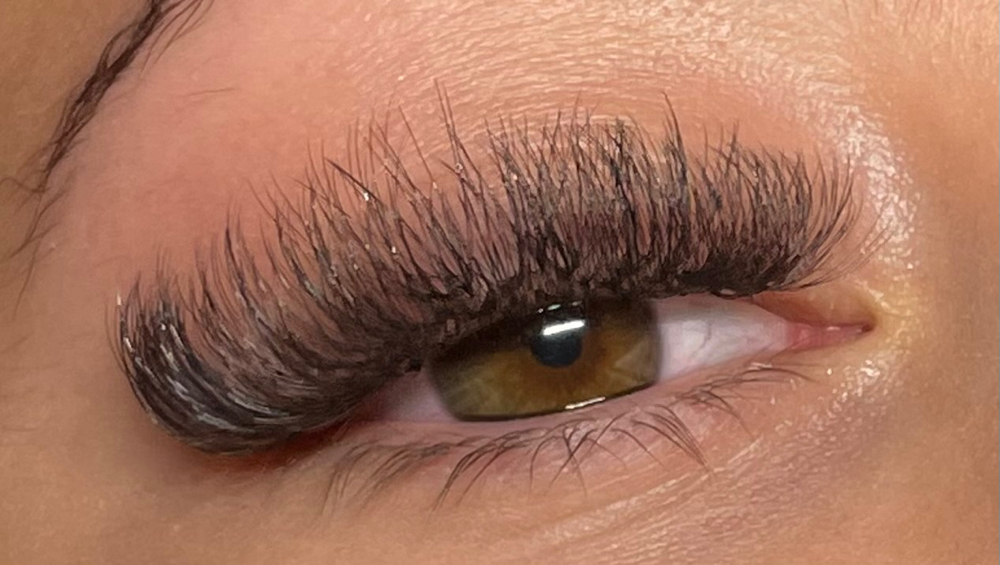 Mega Volume Lash