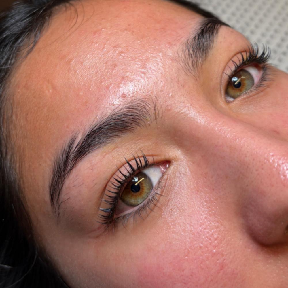 LASH LIFT SERVICES at Brilla Lux Studio in Chula Vista, CA