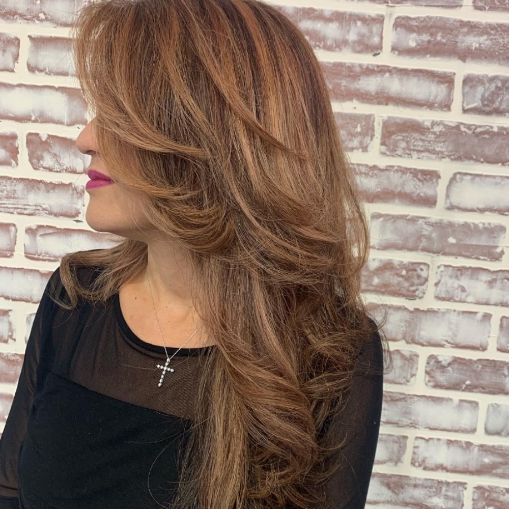 Blowout at Salon Gloss at Salon Studios Woodstock in Woodstock, GA