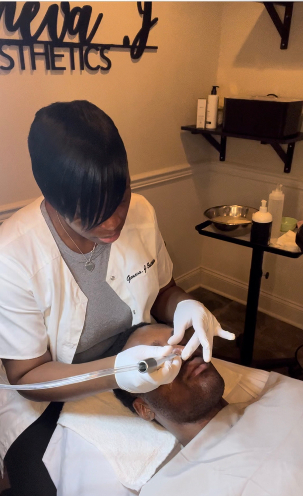 Hydradermabrasion Facial