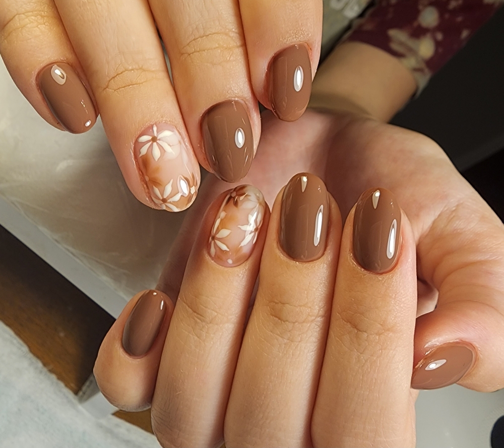 DeLuxe Russian Manicure 4+wks wear