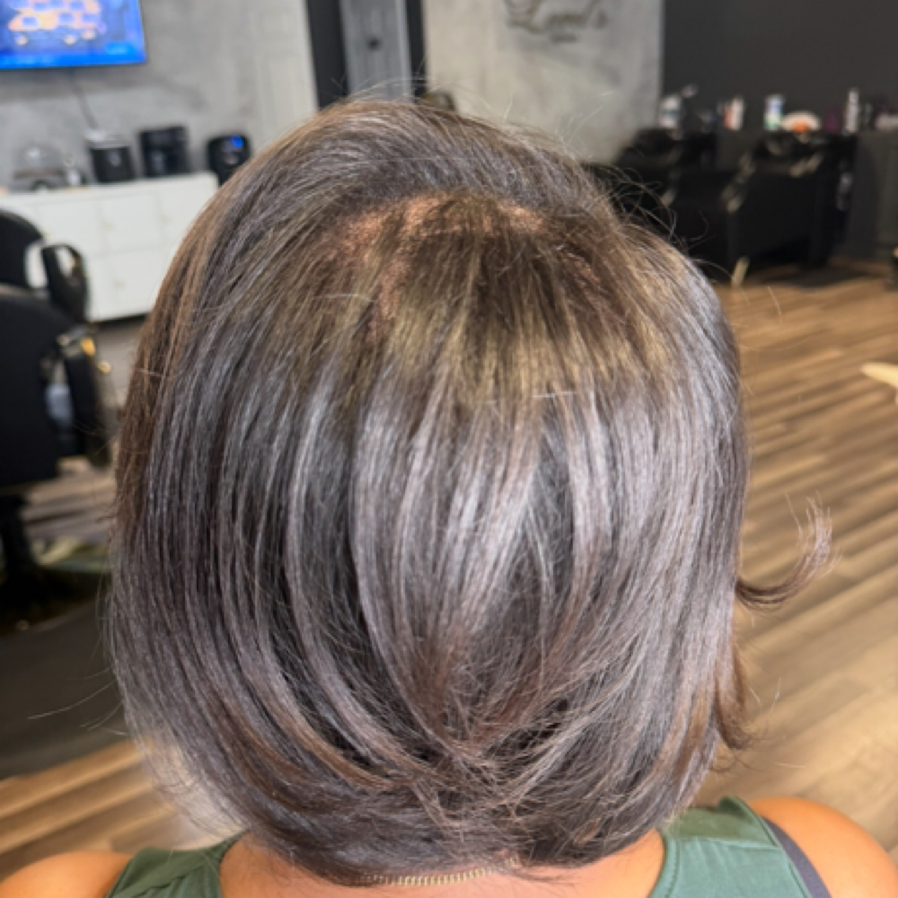 Shampoo And Style On Short Or Med at Gavana Stinson in Columbia, SC