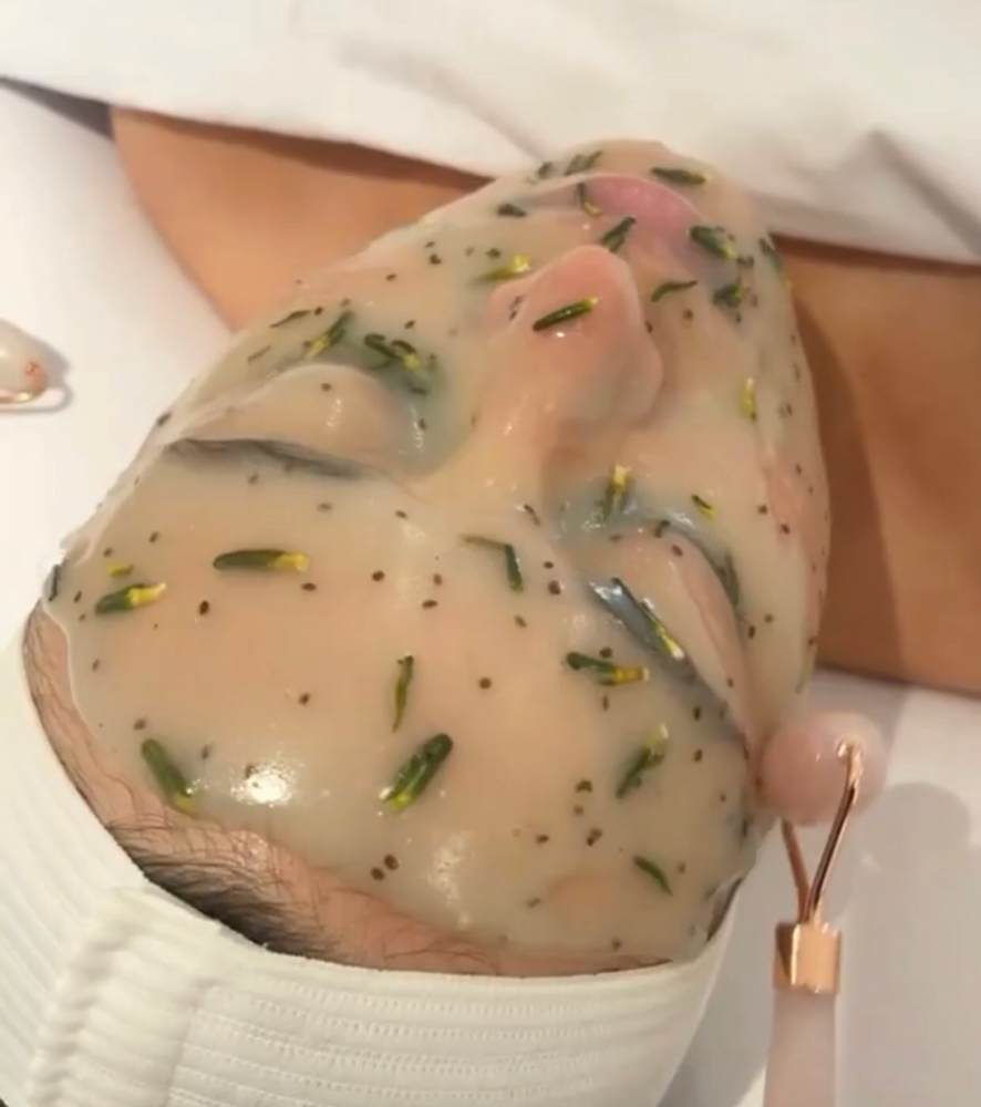 Best Hydrogelly Facial