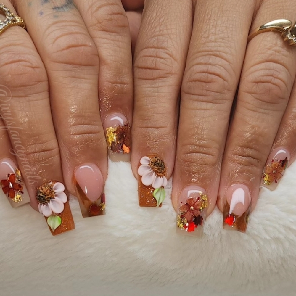 Tier 2 Designs at Mystique Nails & Beauty Studio in Lebanon, PA