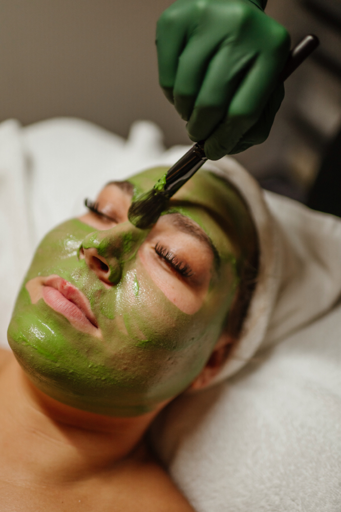 Royal Renewal Facial - 105min