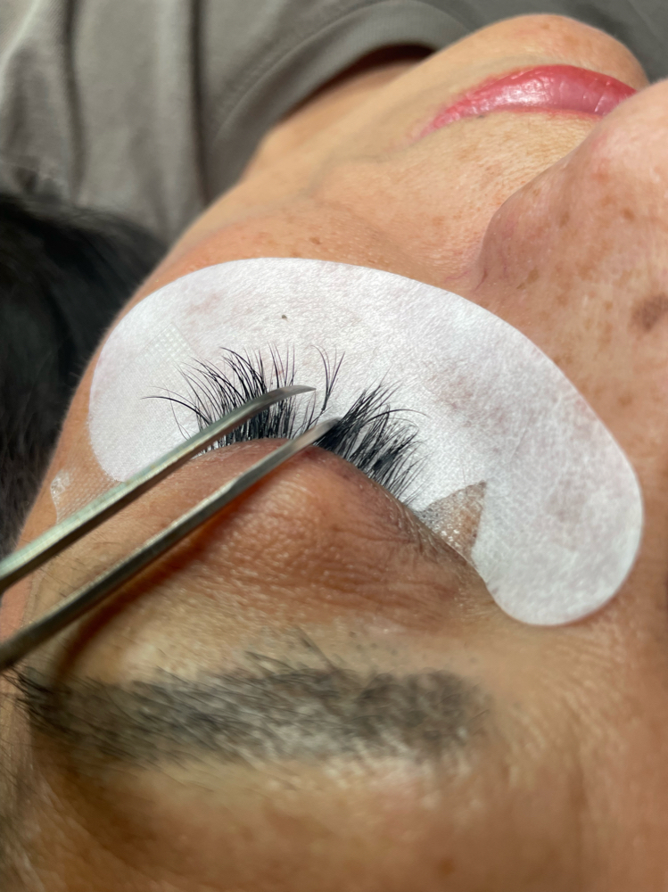Hybrid Lash 2 Week Fill
