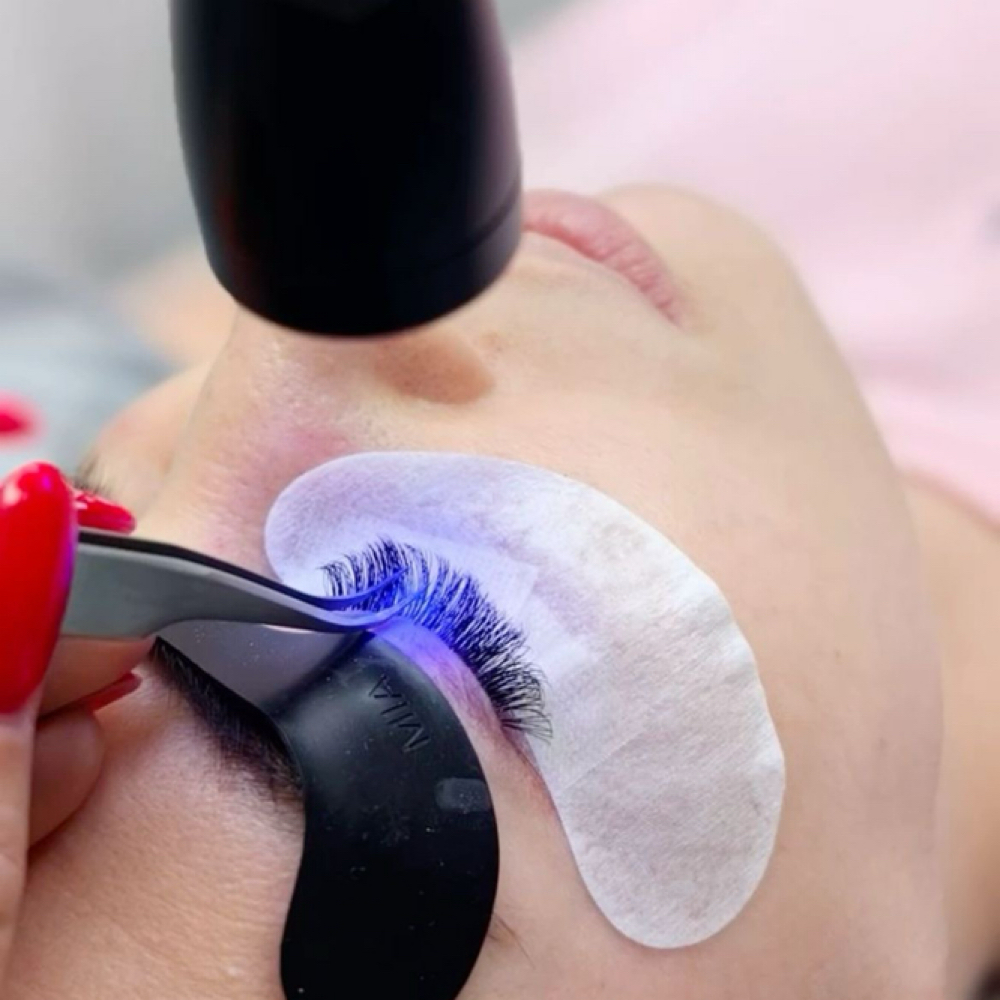 UV Lash Extension Touch Up at The Lash Barn in San Antonio, TX