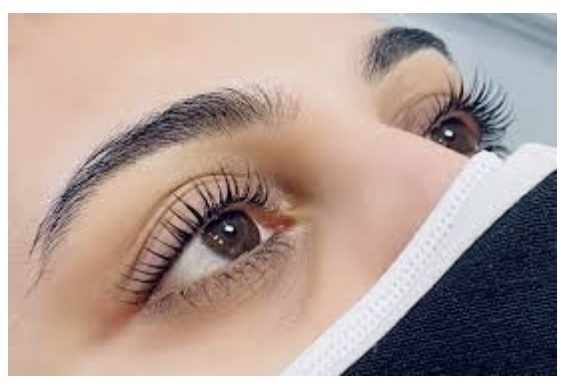 Lash Lift And Tint