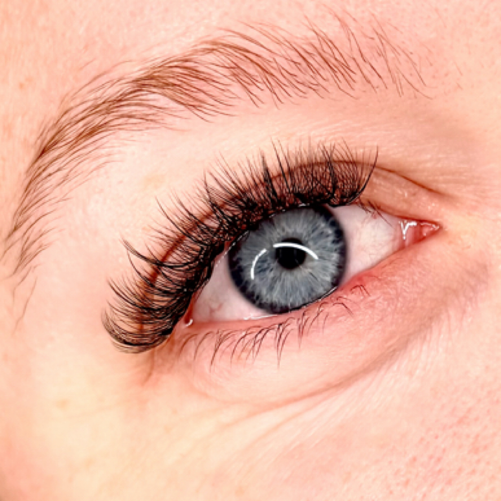Black Lash Extensions Fills at Kynetique Lashes LLC in Van Buren, AR