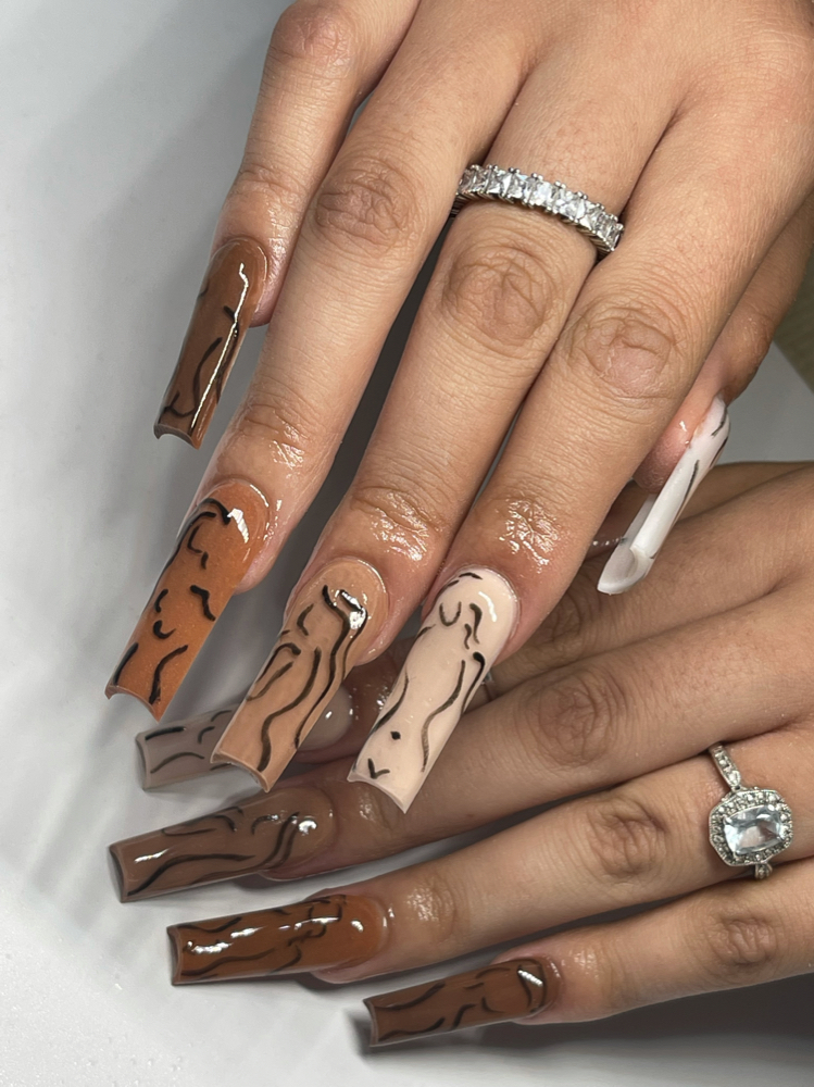Handpainted Nail Art
