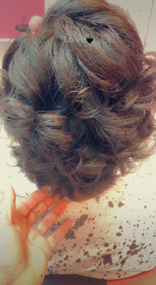 Shampoo & Style