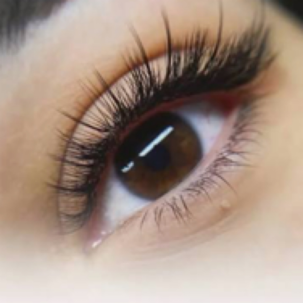Individual Lashes at The Star Treatment in Goodletsville, TN