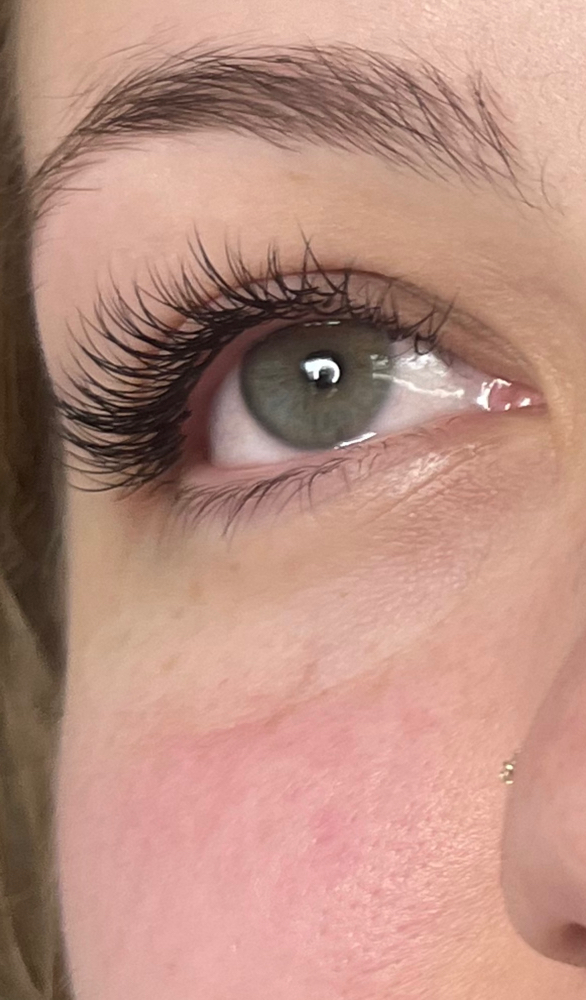 Classic Full Set Eyelash Extensions