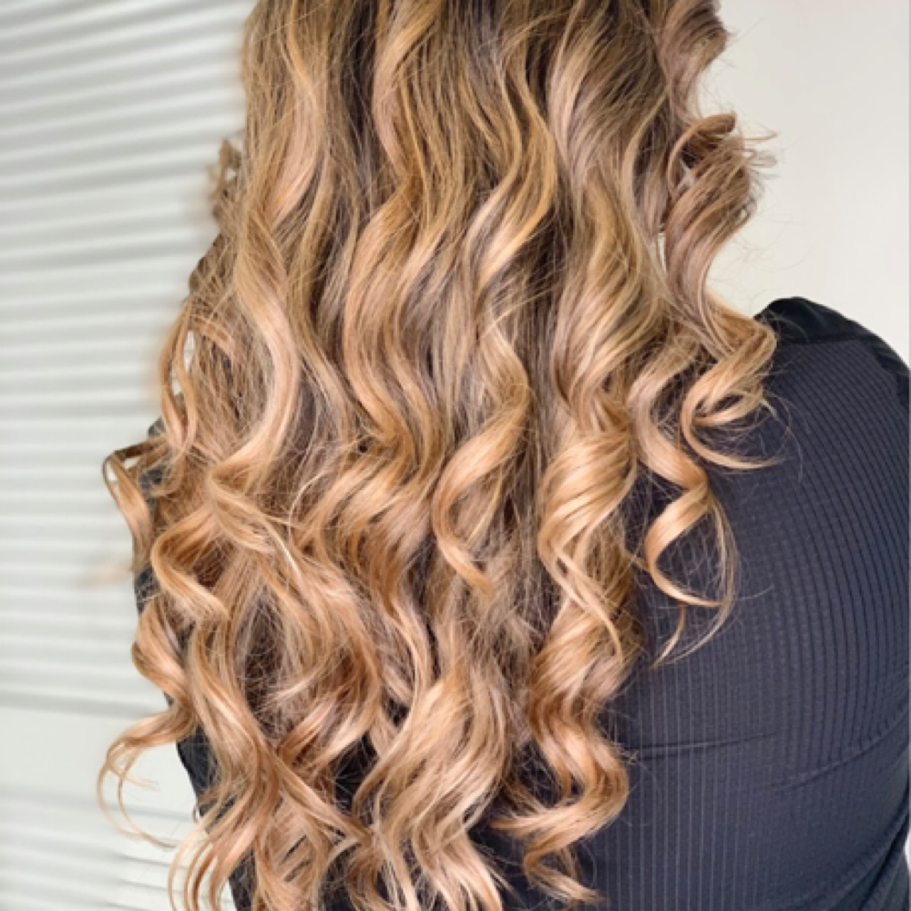 Iron Curls With Extention at Kinu Salon And Spa in New Hyde Park, NY