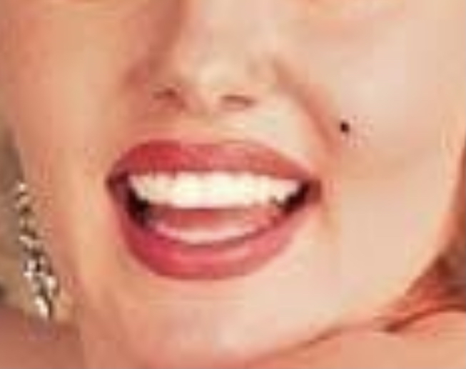 PMU/ Beauty Mark