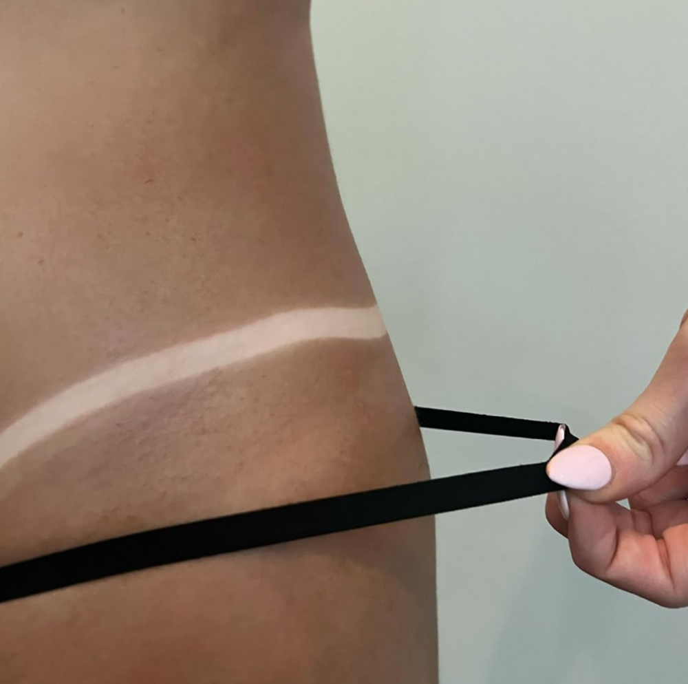 Custom Spray Tan at By Mere in Canal Fulton, OH