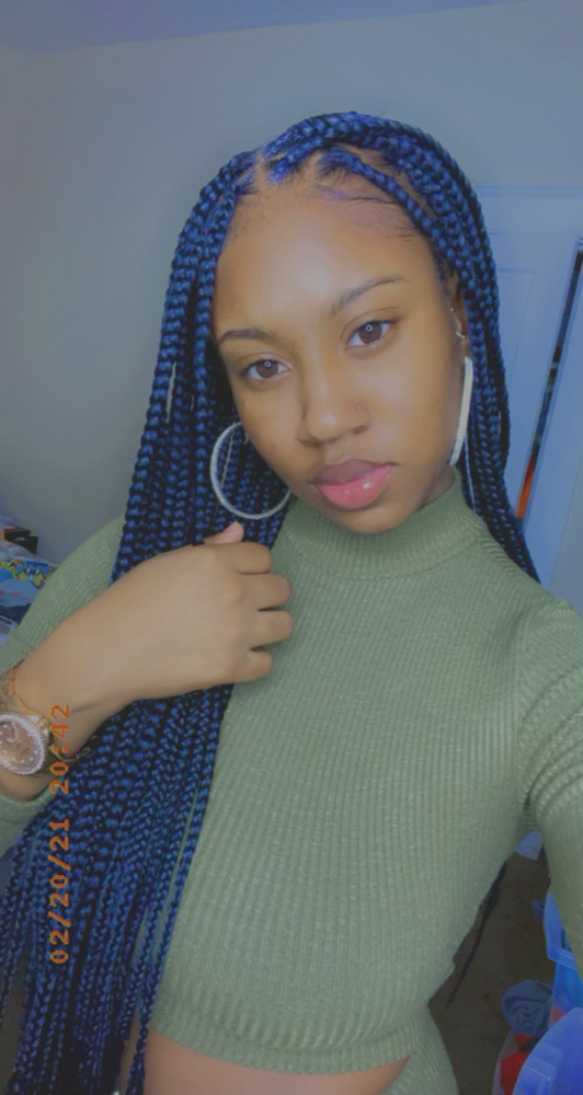 Medium Knotless Braids
