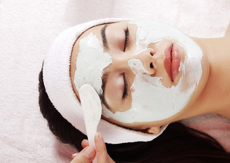 Eminence Organic Custom Facial