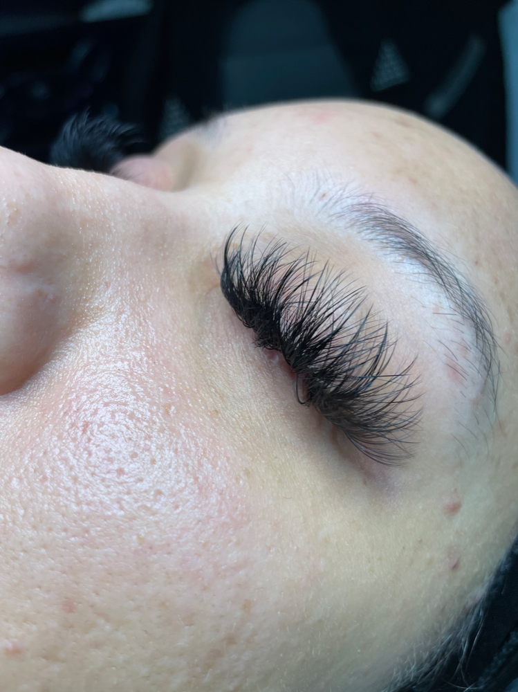 Luxe Lash Set Special at Lashed Doll Beauty in Calumet Park, IL
