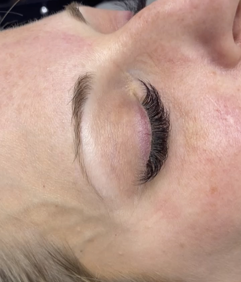 2 Week Volume Lash Fill