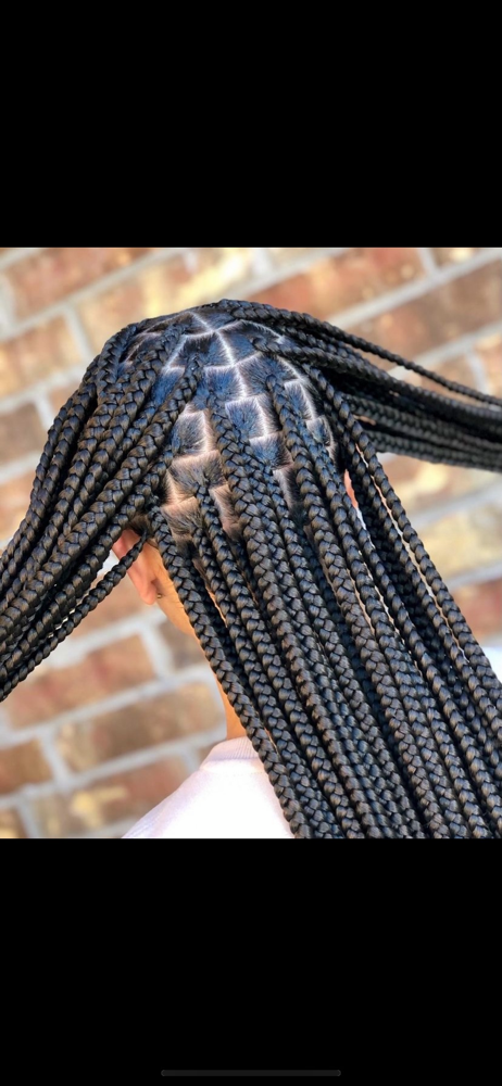 Medium Knotless Braids