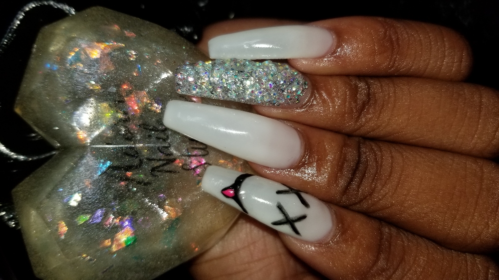 Nail bling