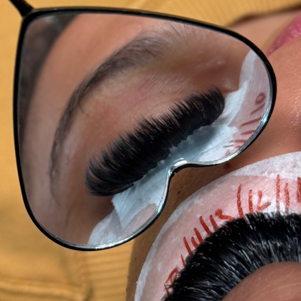 Mega Volume Full Set at The Lash Lounge in Johnson City, TN