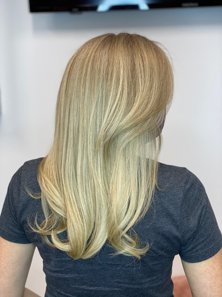 Going Platinum +Blowdry