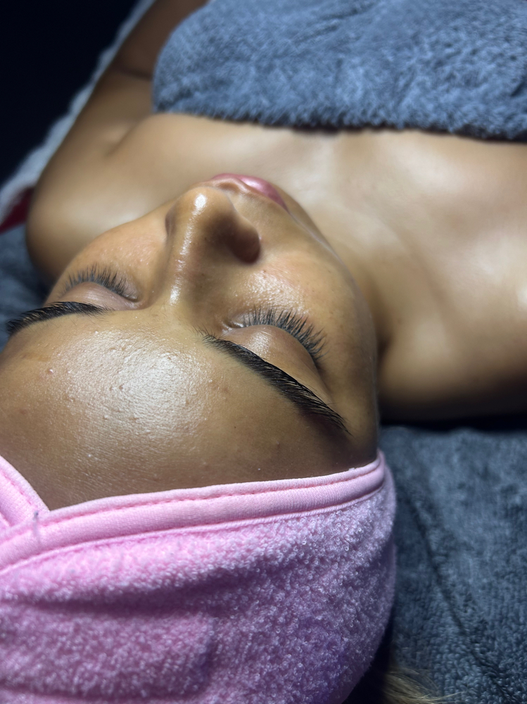 Premium facial