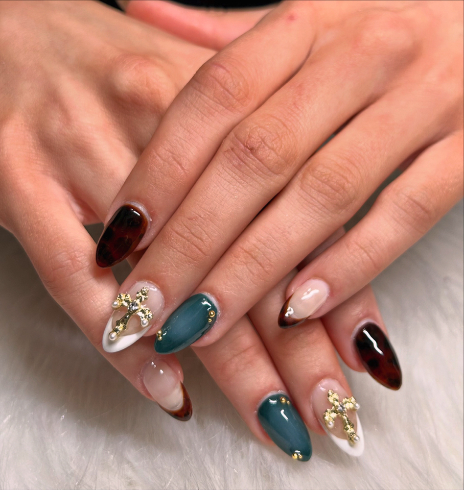 Acrylic/Gel-x Soak Off With Service