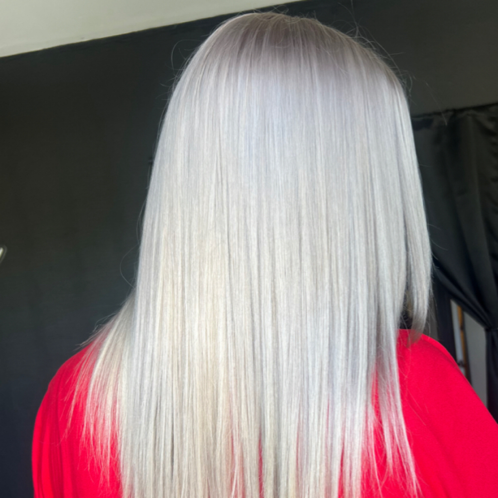 Bleach & Tone at Samantha Wren in Covington, LA