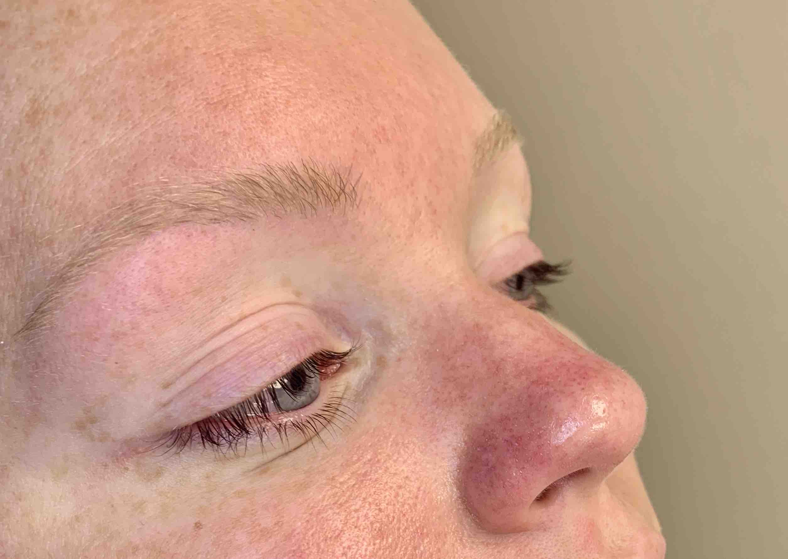 Eyelash Tint