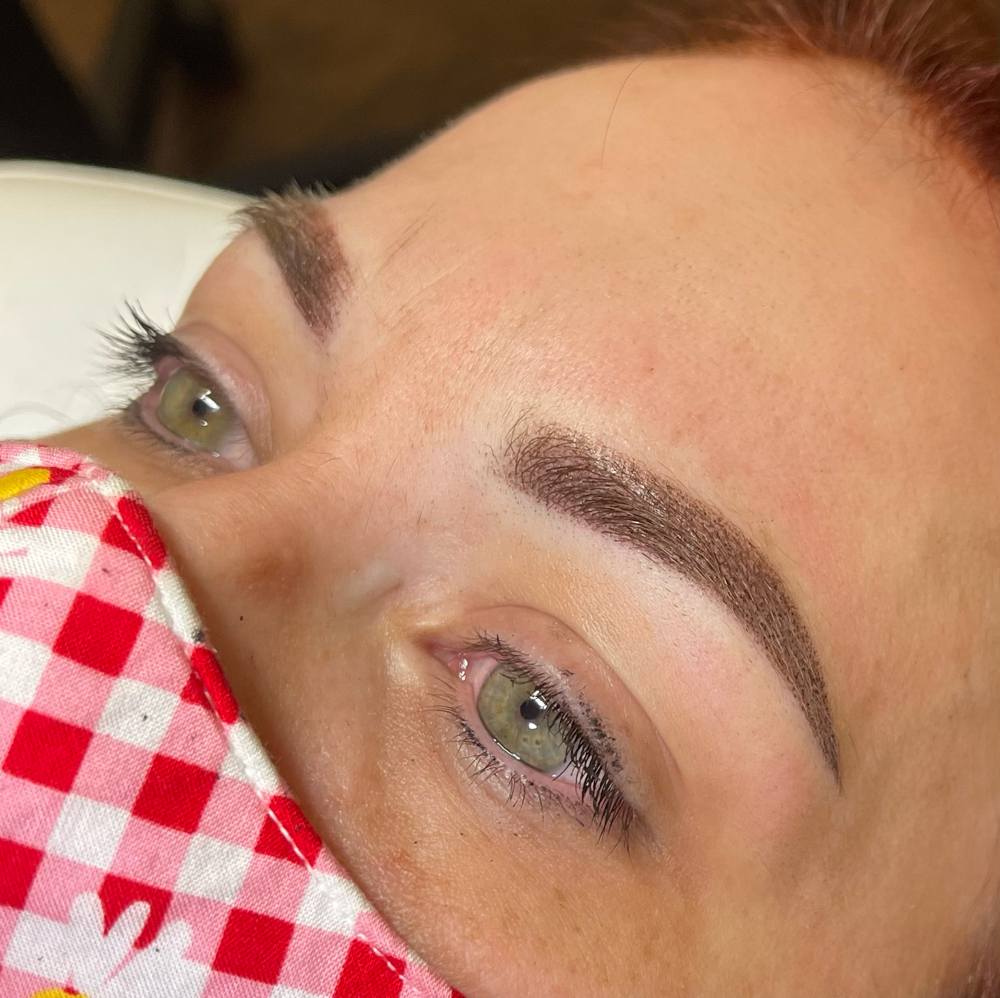 TOUCH UP Eyebrows ( 1 year Up )
