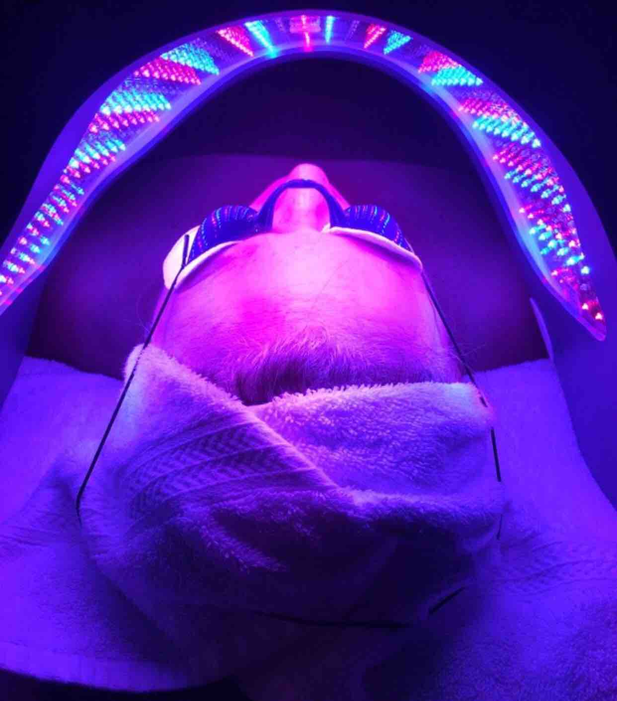 LED Facial